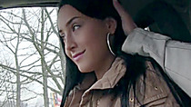 Teen Anna finds a ride and blowjob