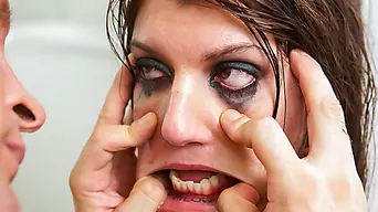 Cassandra Nix brutally fucked until her mascara is a mess