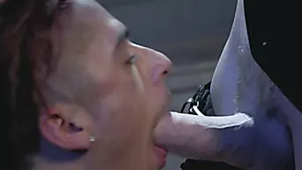 Gay dude gets his cock blown and ass licked by bottom