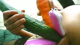 Hot girl puts toys in her pussy and ass