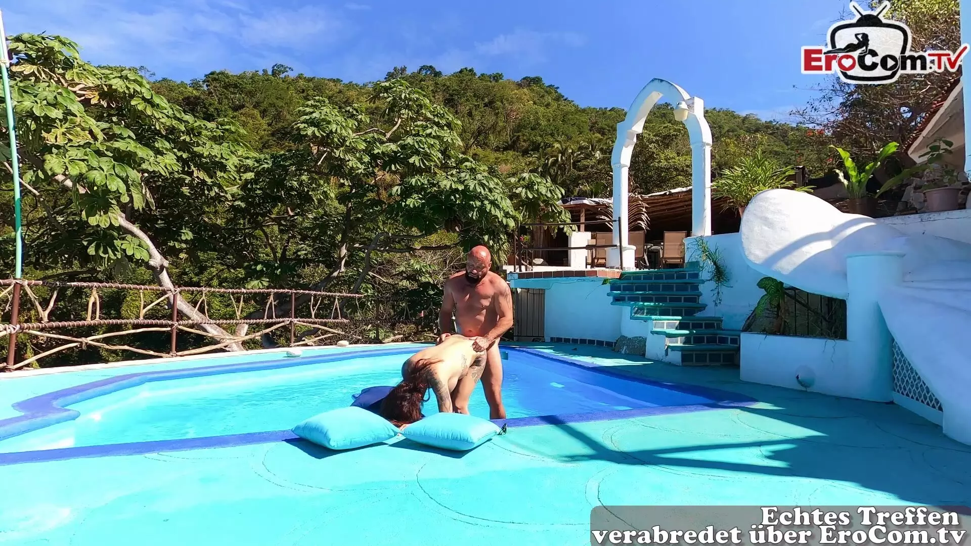 Sexy Spanish latina teen meet german tourist outdoor at Pool