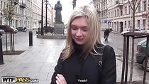 Hot anal fuck in a public toilet scene 1