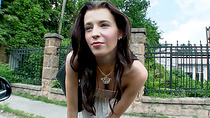 Glamour teen Elisabeth fuck and facial